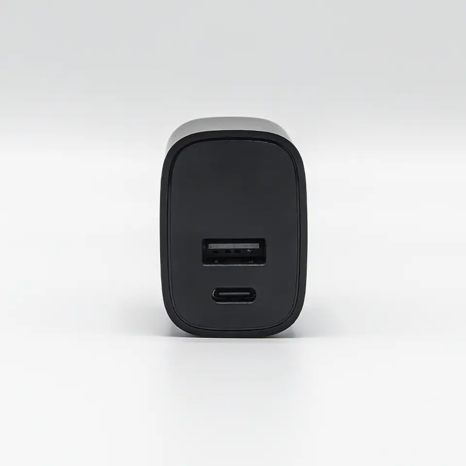 Verkkolaturi USB-A USB-C 5V