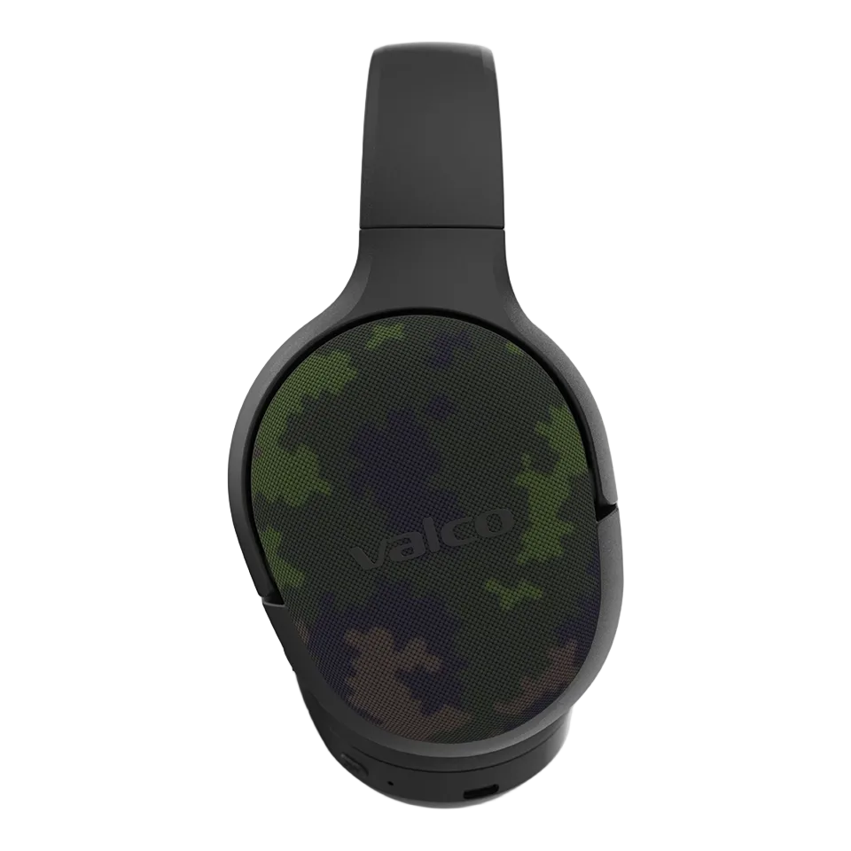 Svarta VMK25.2-hörlurar med grönt kamouflagemönstrat Skin-skal