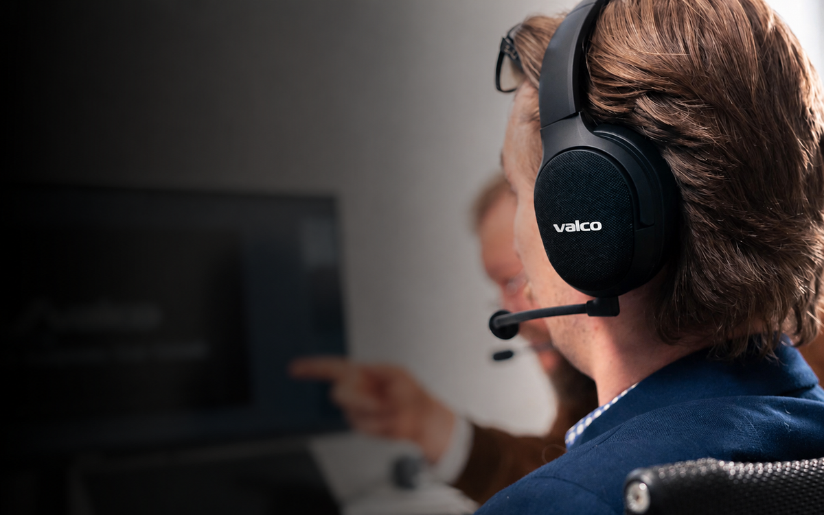 VMK25 noise cancelling headphones promo video