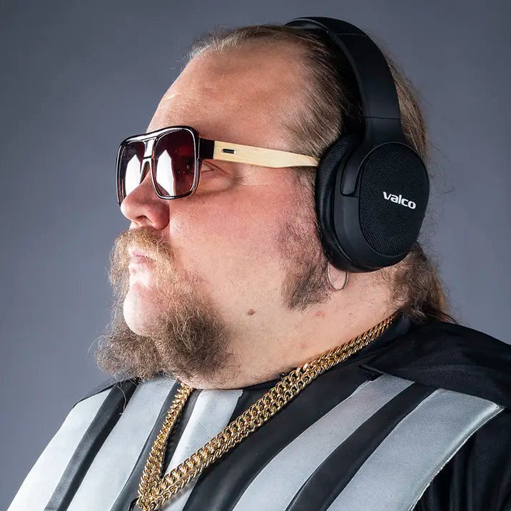 Valco VMK25.2 headphones in black worn by a person in profile in a studio